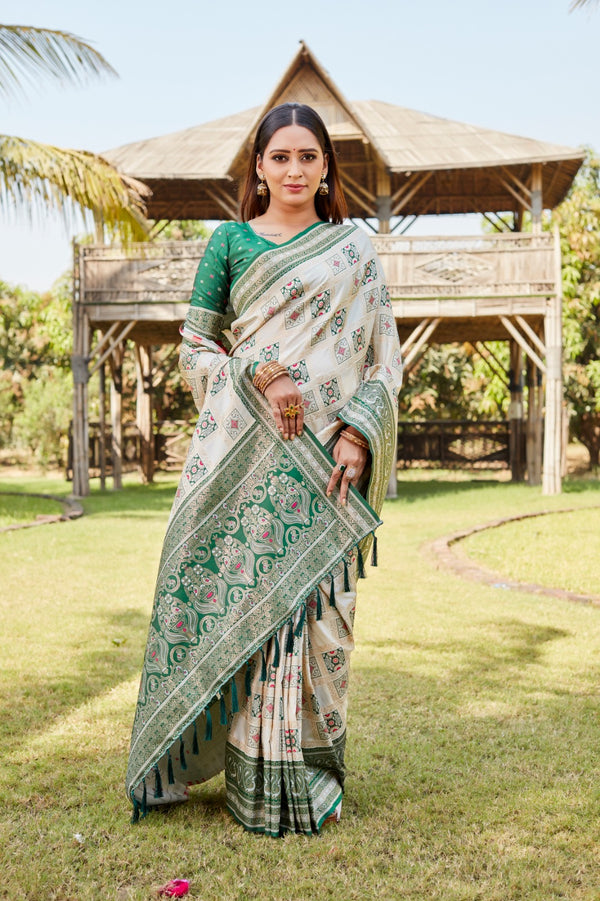 Bridal Wear Green Color Superior Pure Kanjivaram Soft Silk Weaving Work Designer Saree