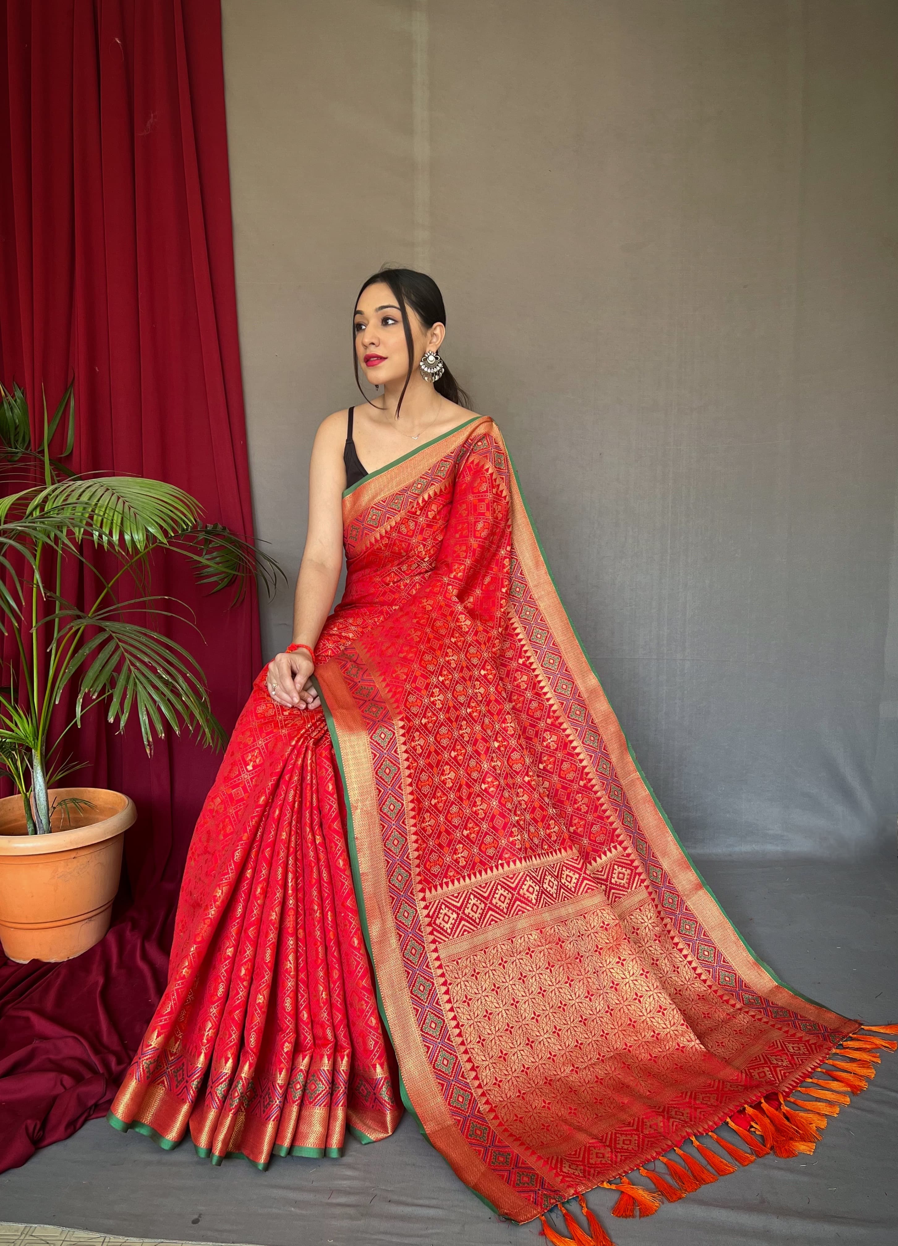 Wedding Wear Red Color Pure Patola Silk Saree