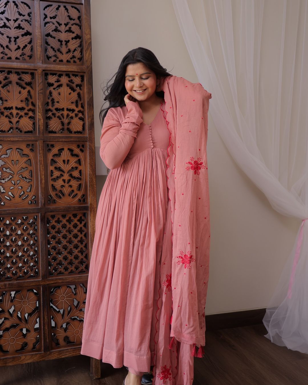 Casual Wear Baby Pink Color Georgette With 5 Meter Flair Designer Gown