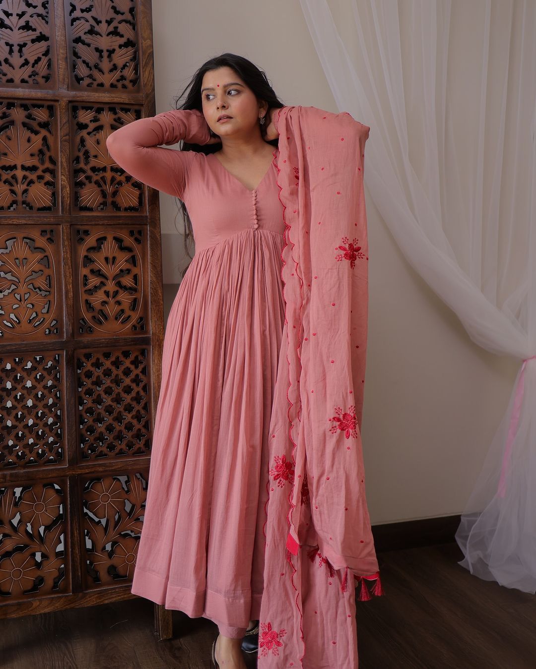 Casual Wear Baby Pink Color Georgette With 5 Meter Flair Designer Gown