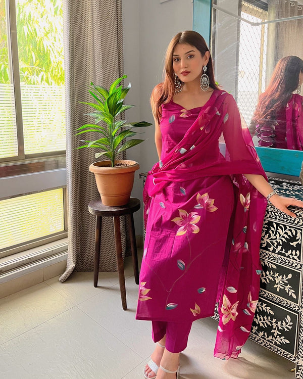 Casual Wear Pink Color Floral Hand Printed Georgette Kurta With Pent