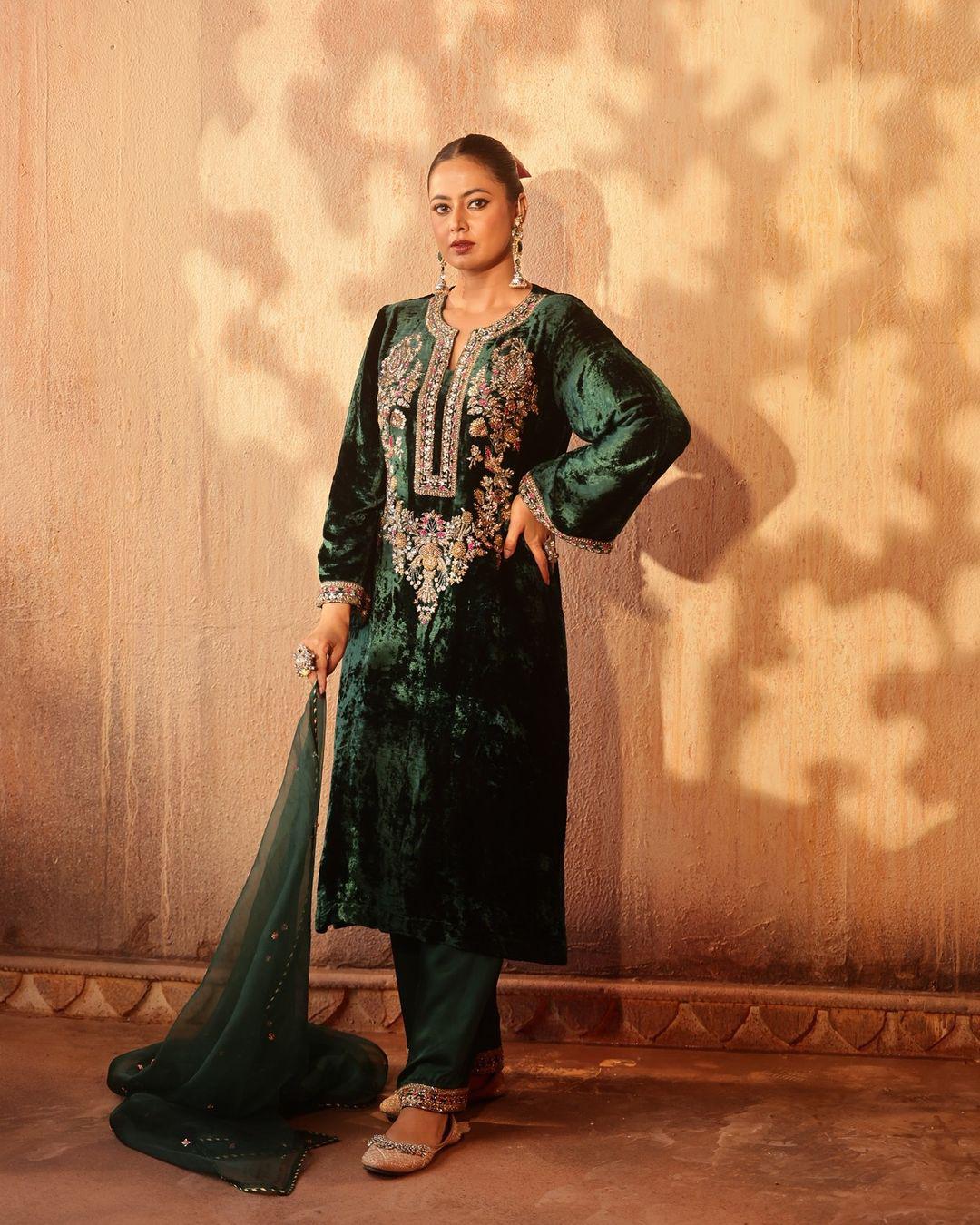 Alluring Green Color Heavy Viscous Velvet With Heavy Embroidery Sequence Work Beautiful Velvet Salwar Suit