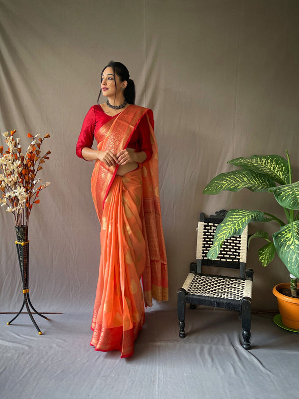 Peach Color Contrast Border And Pallu Linen Saree