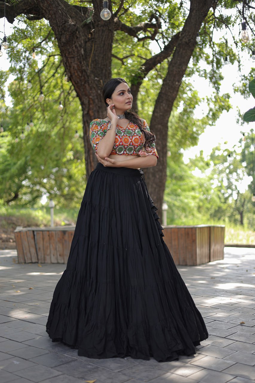 Plain Frill Pattern Black Lehenga With Traditional Thread Work Choli