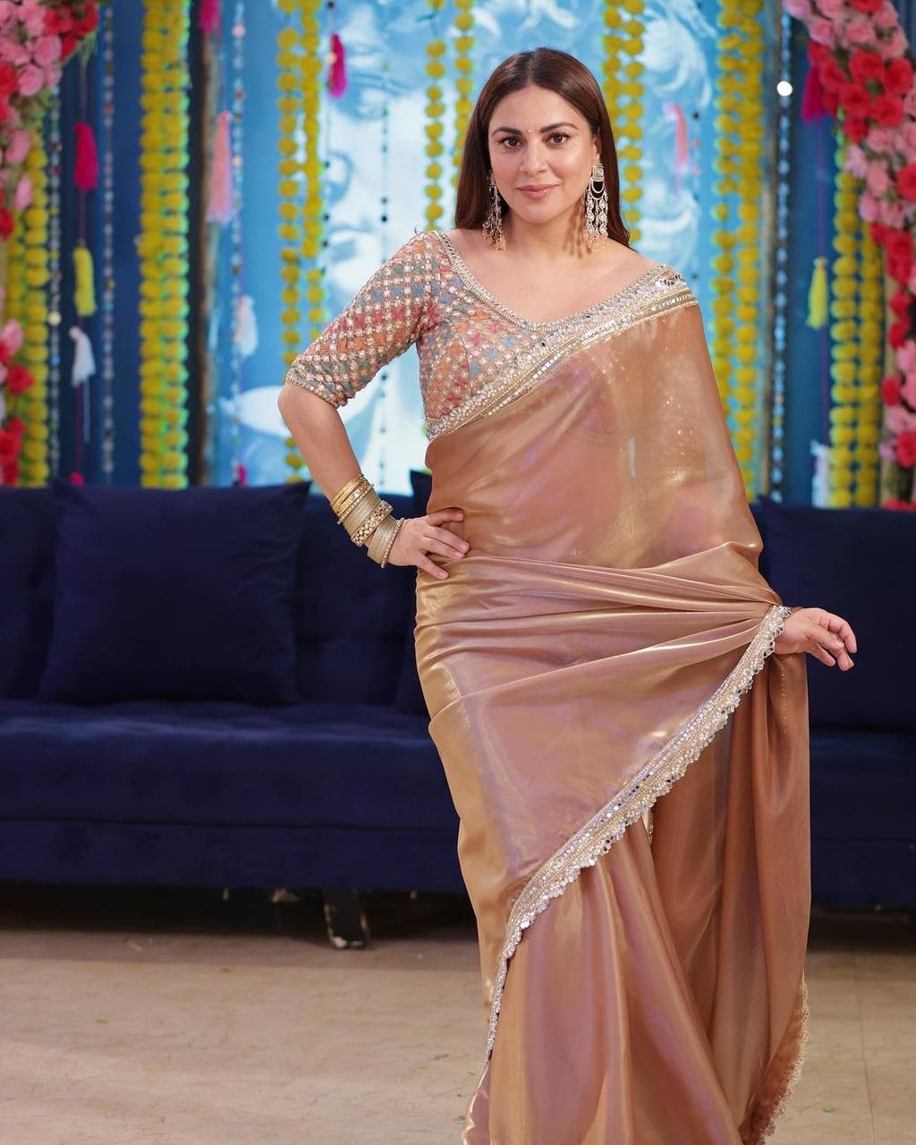 Heavy Border Peach Saree With Embroidery Work Blouse