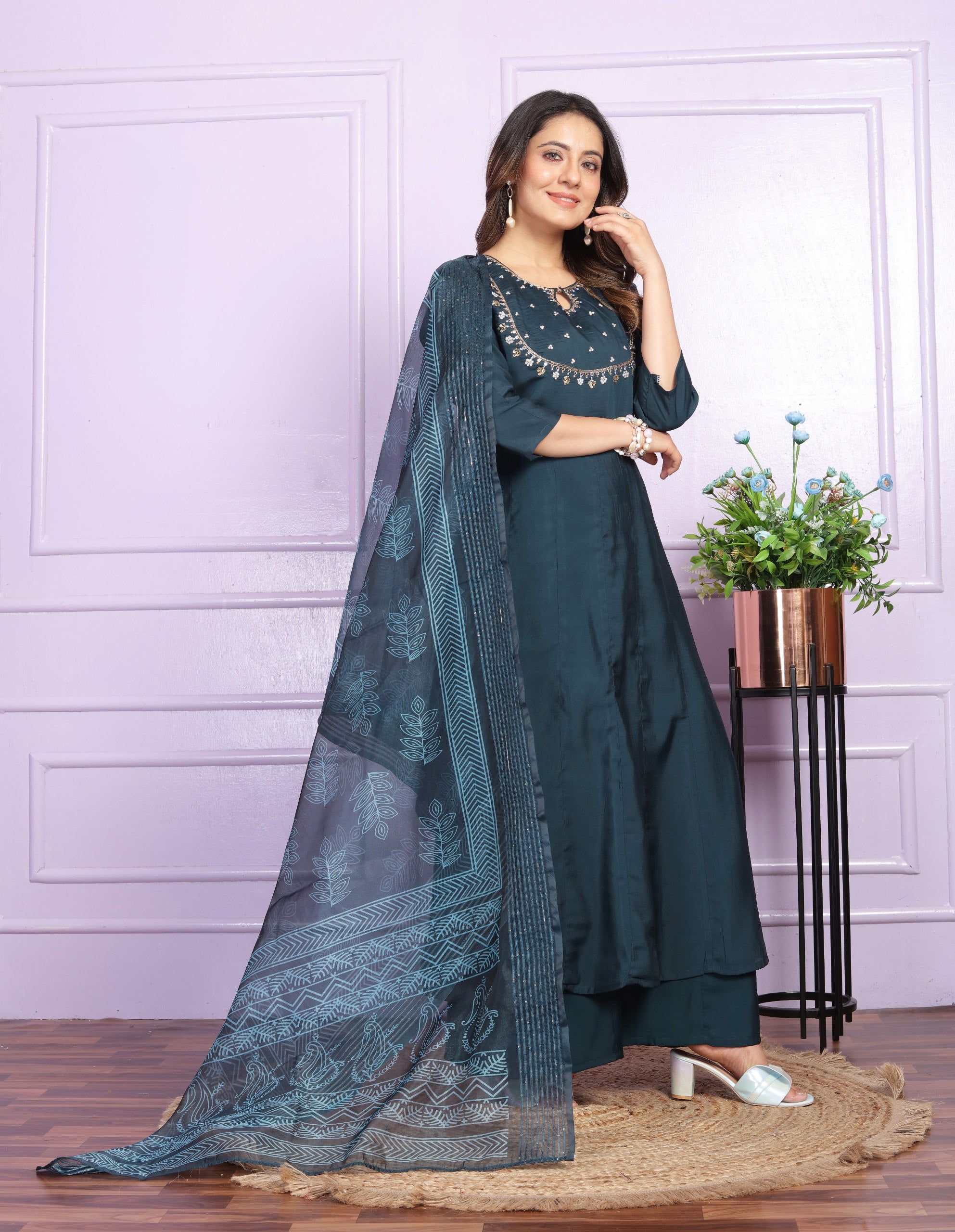 Luxuriant Navy Blue Color Kali Pattern Salwar Suit