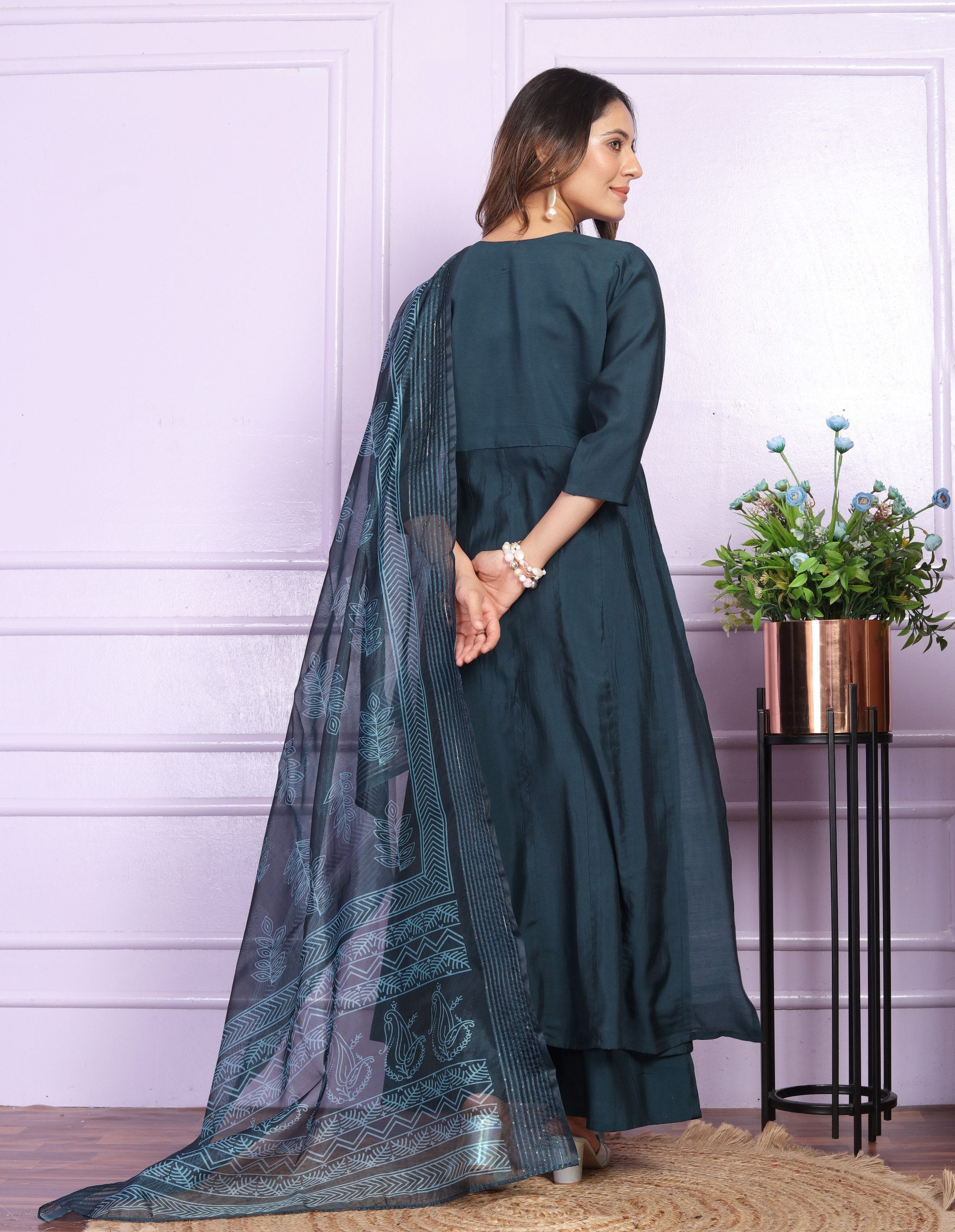 Luxuriant Navy Blue Color Kali Pattern Salwar Suit