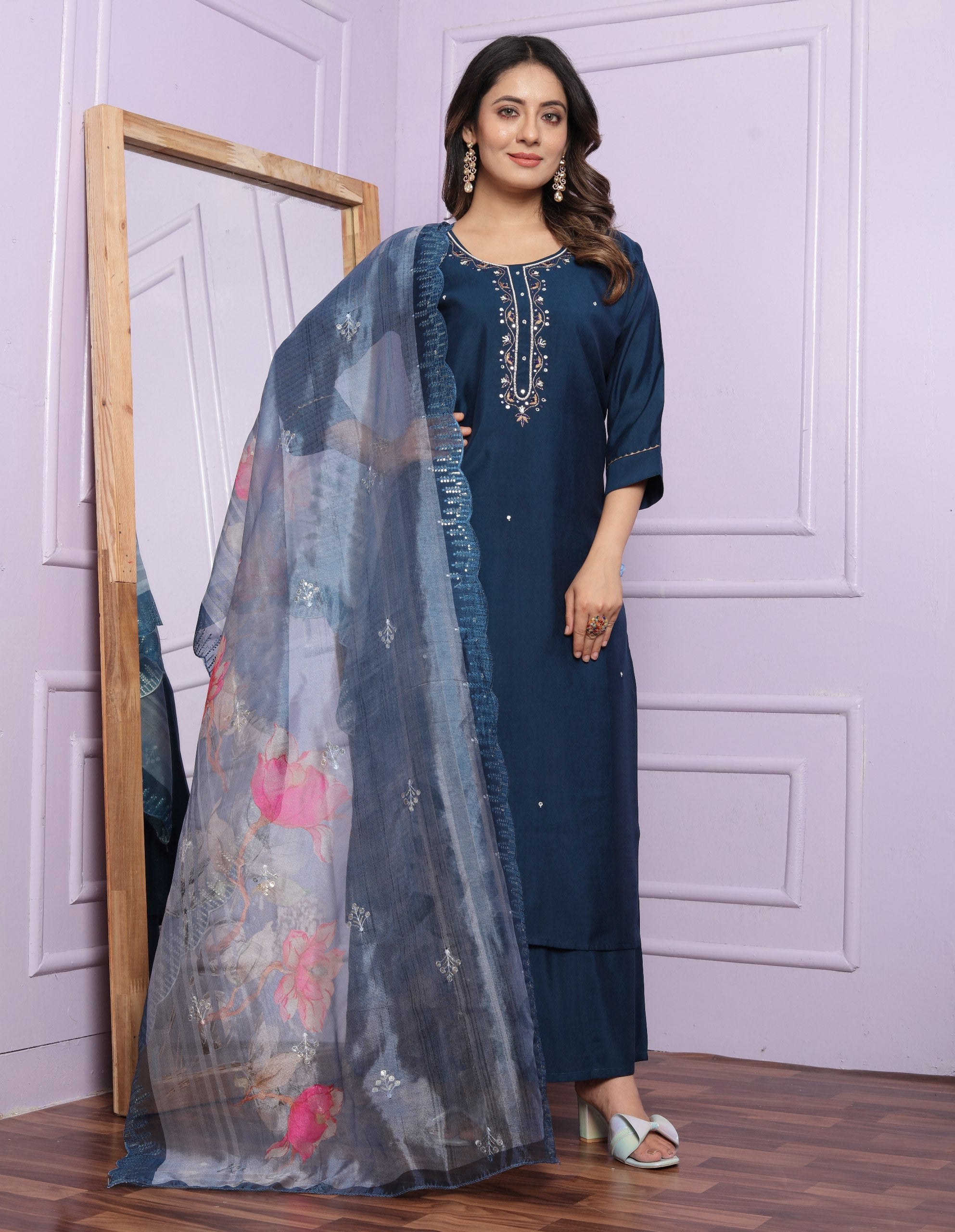 Luxuriant Hand Work Navy Blue Palazzo Suit