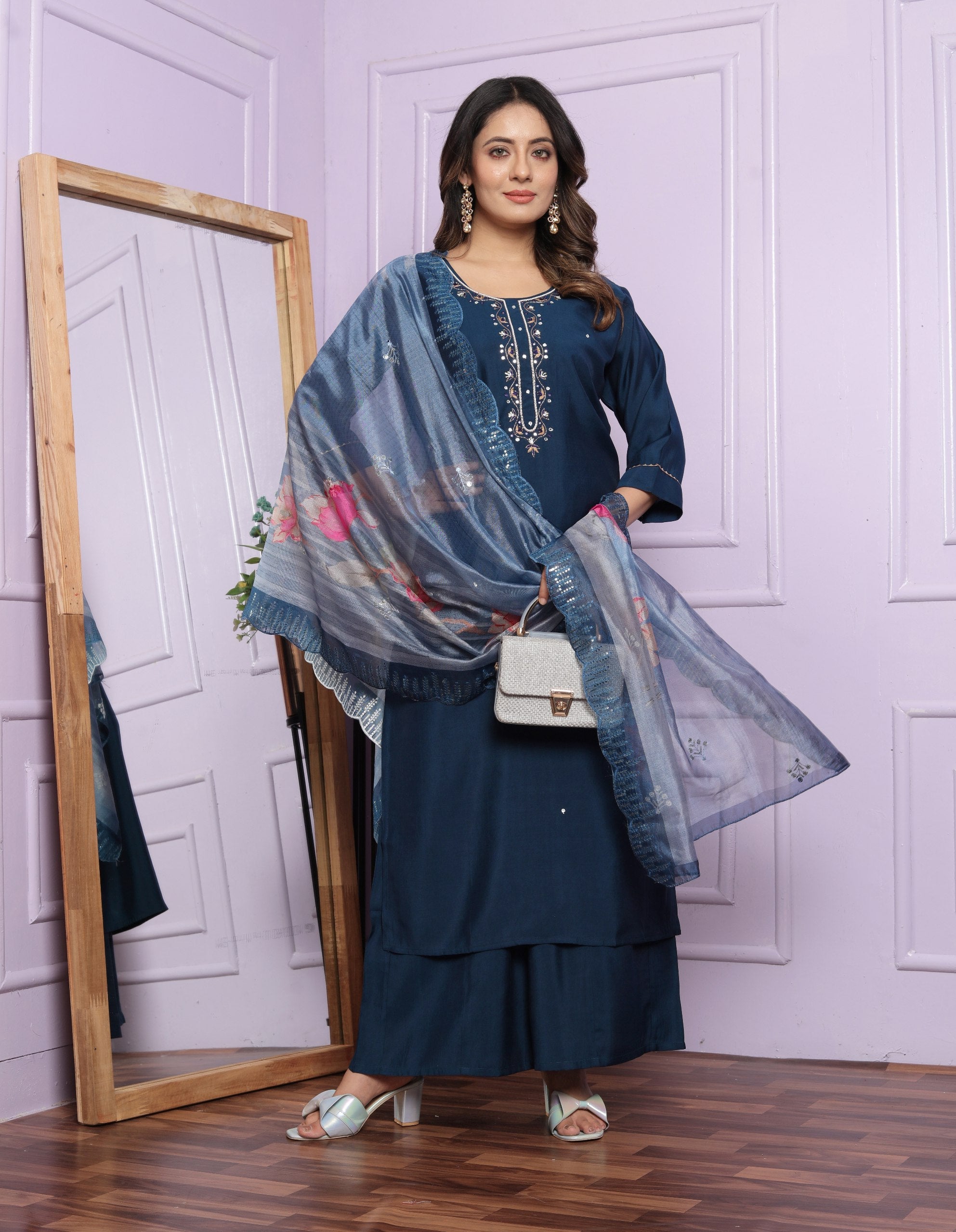 Luxuriant Hand Work Navy Blue Palazzo Suit