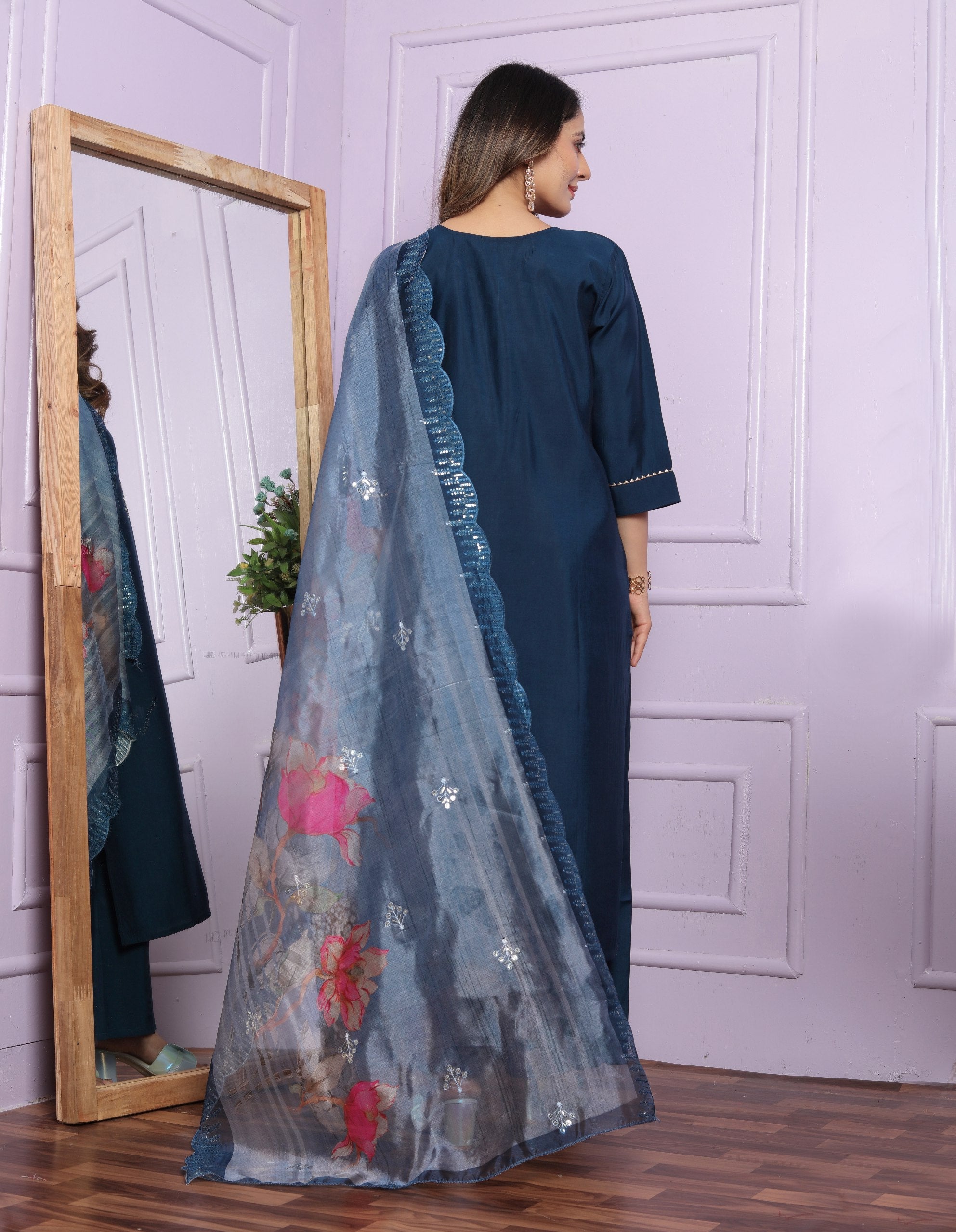 Luxuriant Hand Work Navy Blue Palazzo Suit