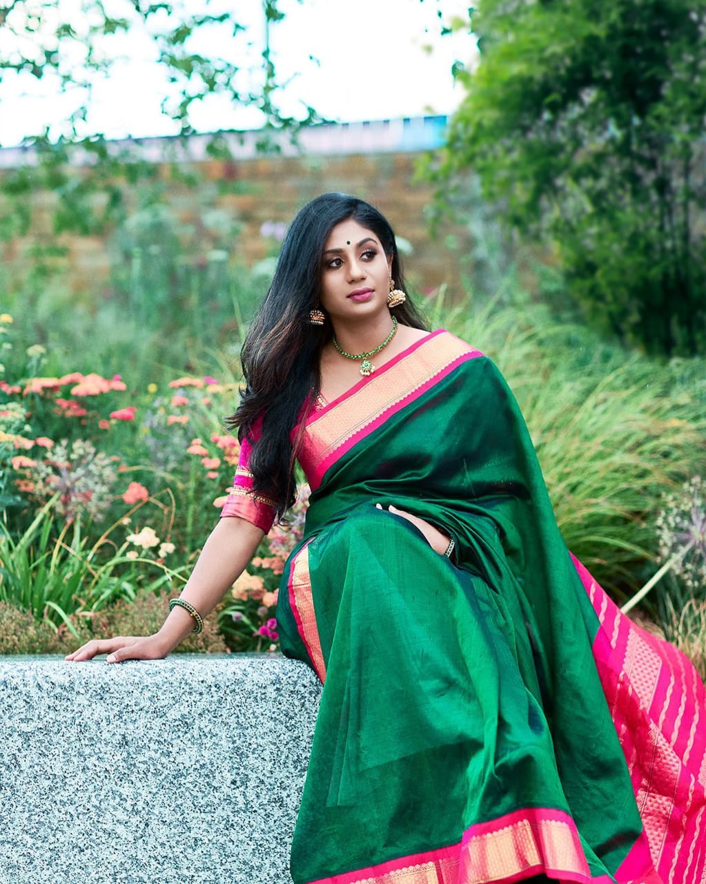 Exclusive Green and Pink Golden Designer Saree