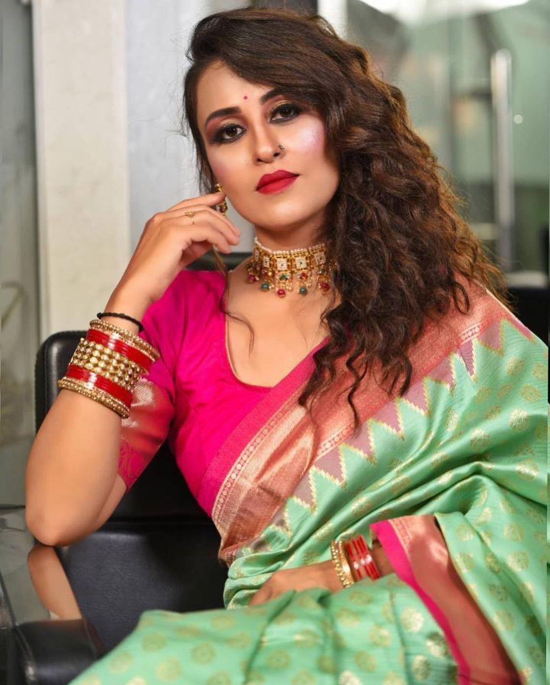 Pista And Pink Pure Lichi Silk Luxuriant Saree