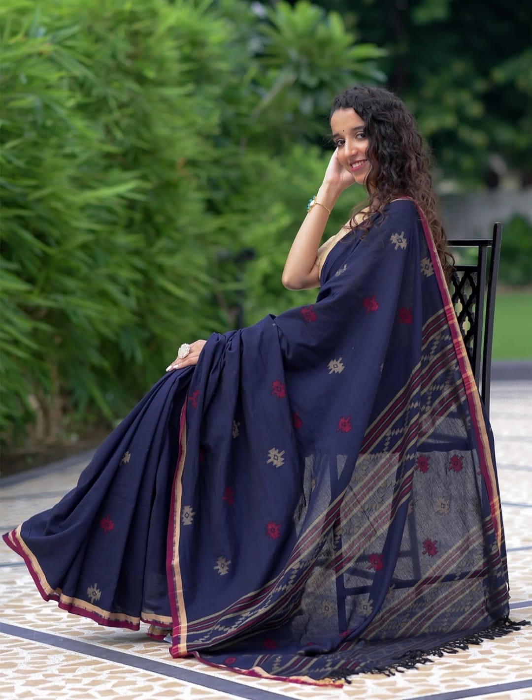 Fantastic Navy Blue Color Printed Soft Cotton Saree