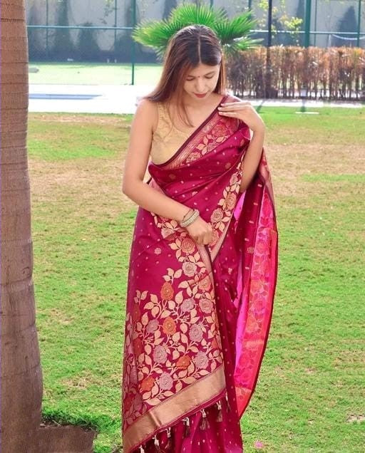 Grand Beautiful Rich Design Dark Pink Color Banarasi Saree