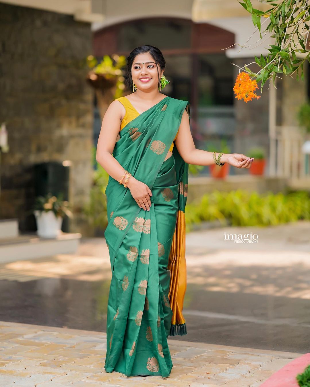 Coper Design Green Color Soft Silk Saree