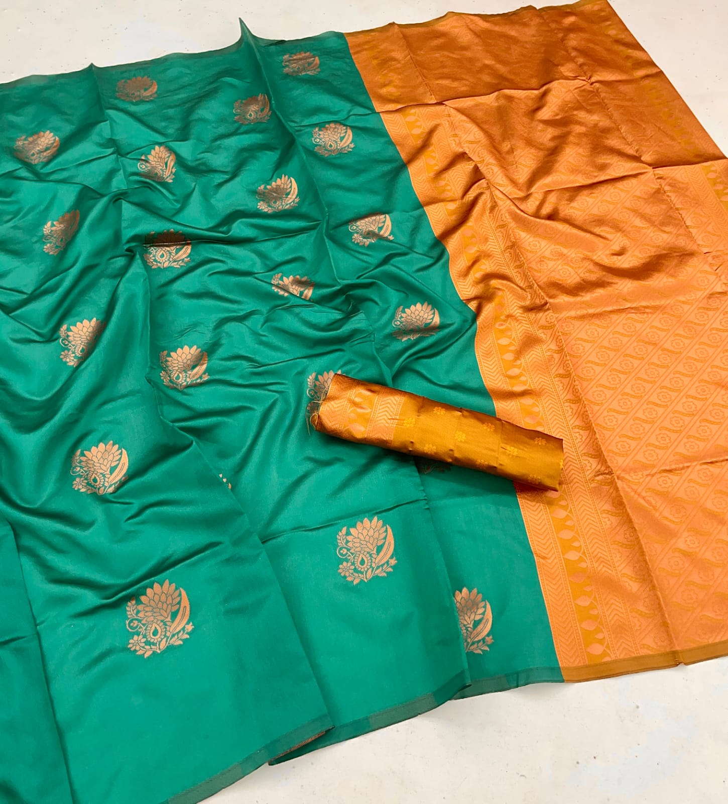 Coper Design Green Color Soft Silk Saree