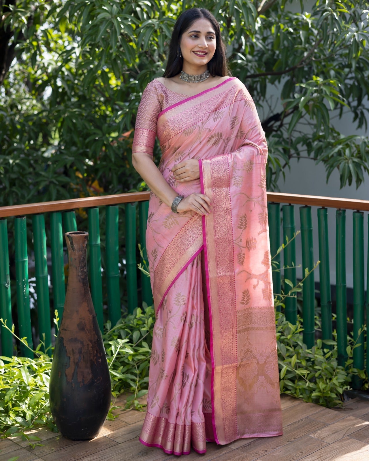 Kanjivaram Pattern Light Pink Color Banarasi Silk Saree