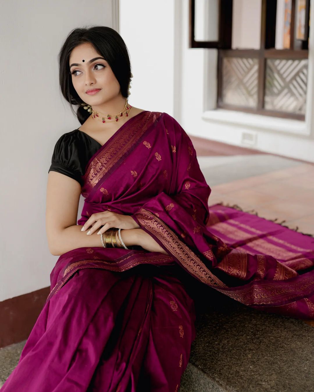 Very Nice Coper Jari Design Wine Color Silk Saree