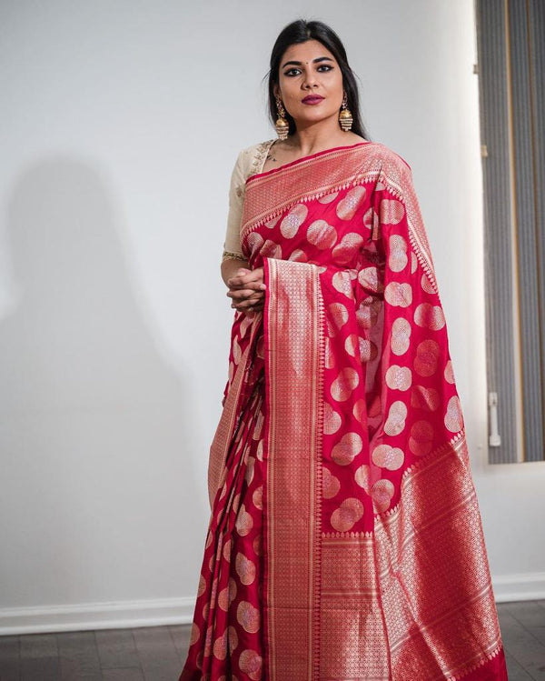 Ravishing Pink Color Handloom Weaving Silk Saree