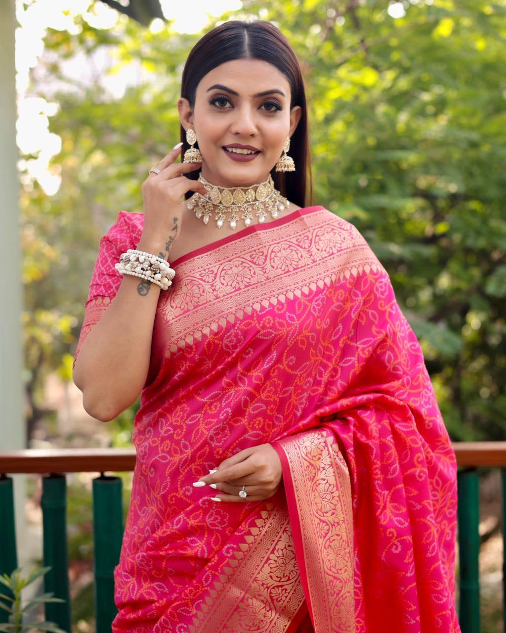 Bandhej Designed Zari Patola Weaving Pink Saree