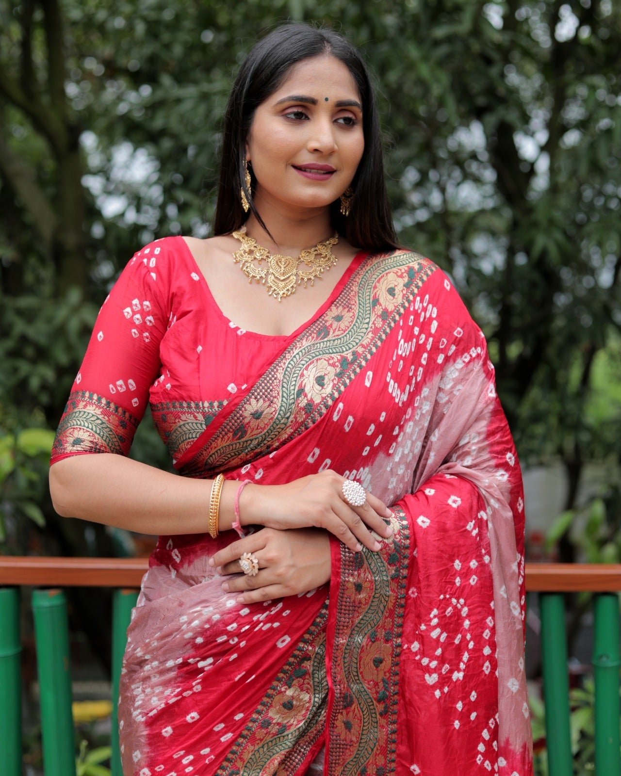 Bandhej With Zari Weaving Border Peach And Red Saree