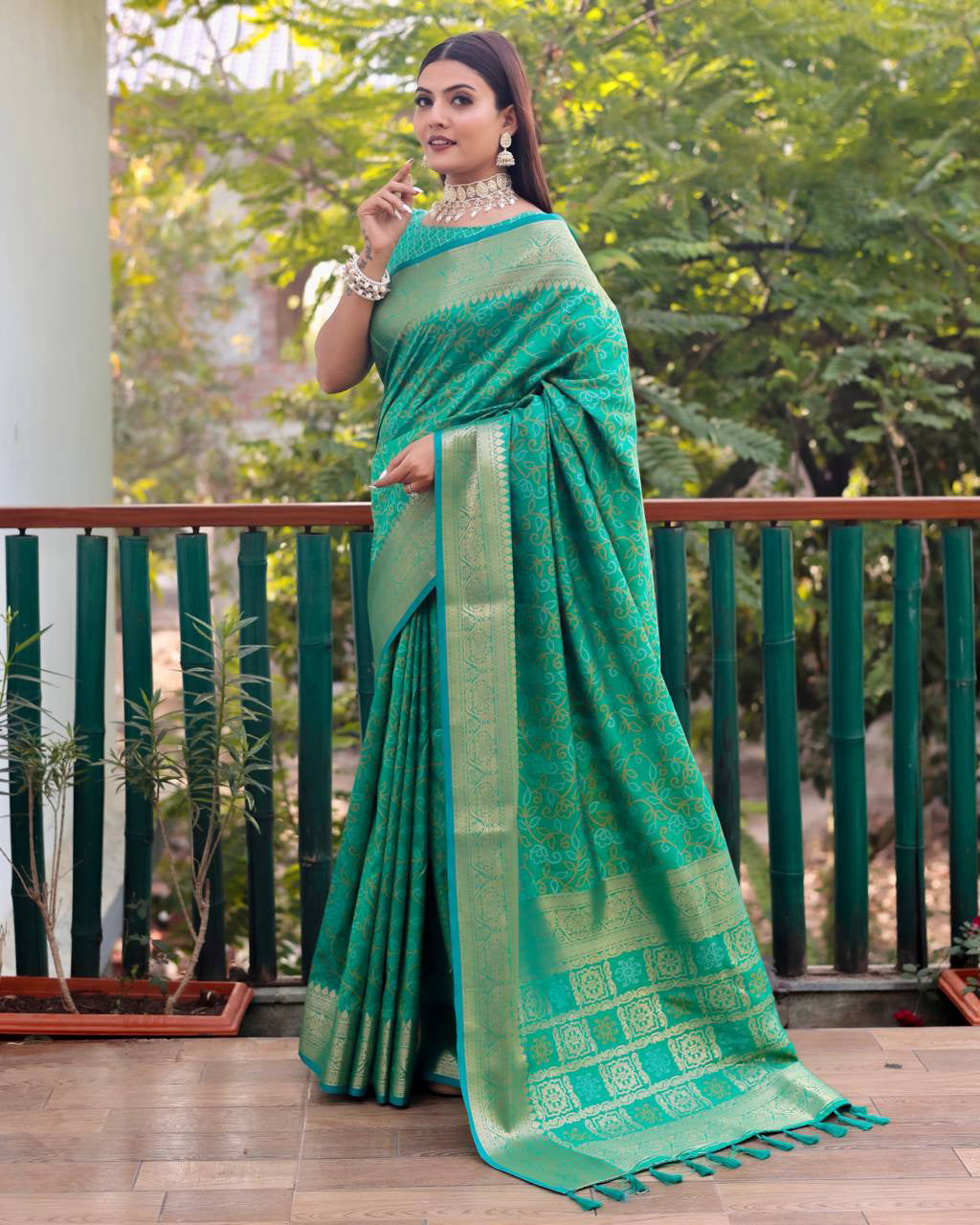 Bandhej Designed Zari Patola Weaving Parrot Green Saree