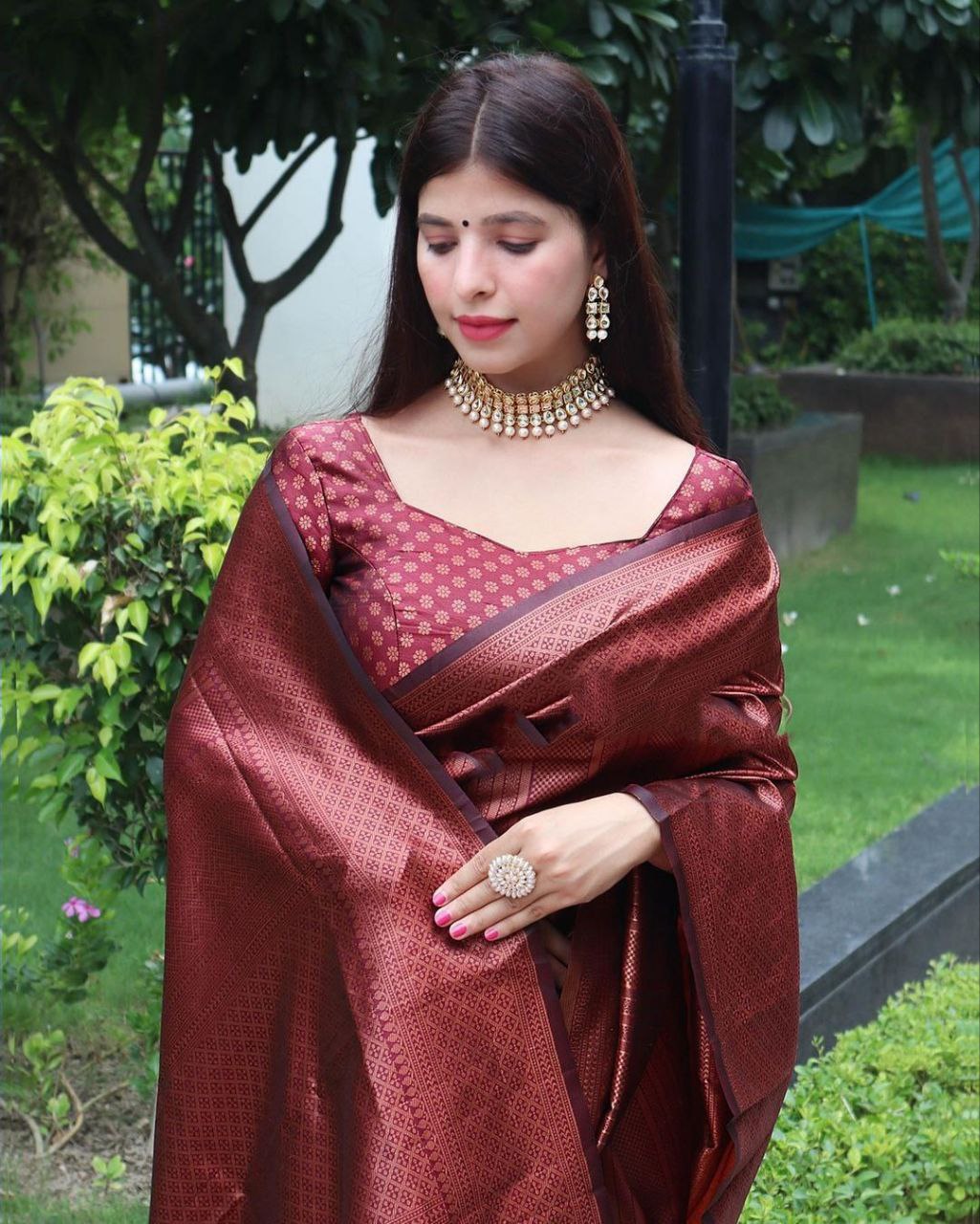 Good Looking Maroon Color Coper Jari Design Soft Silk Saree